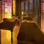 Siam Elegance & Hotel