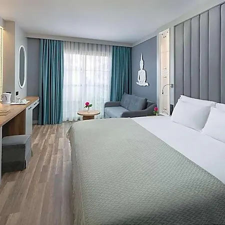 Siam Elegance & Hotel