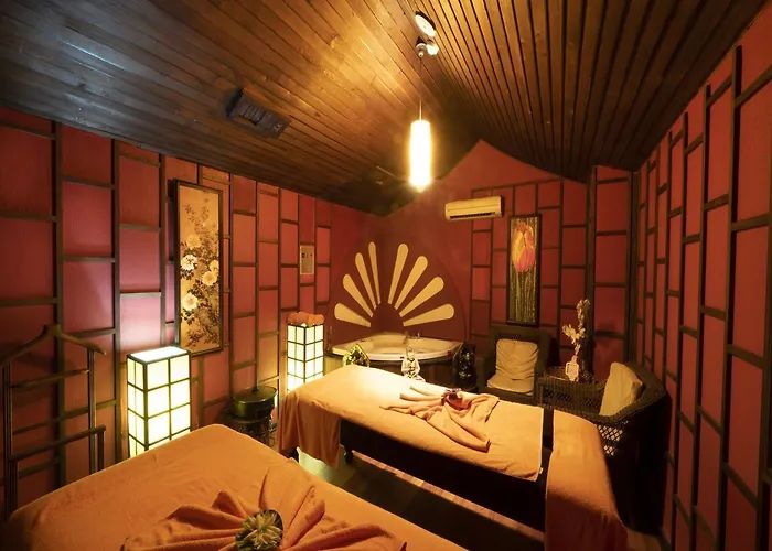 酒店 Siam Elegance & 贝莱克