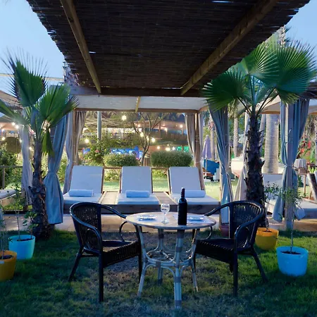 Siam Elegance & Hotel